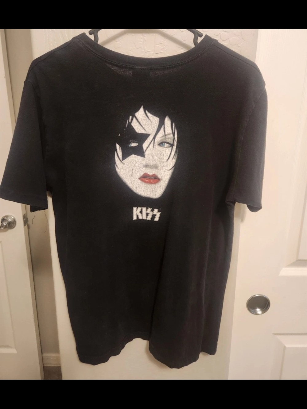 Kiss Band 2006 Black Tee with White Face and Red Lips Medium